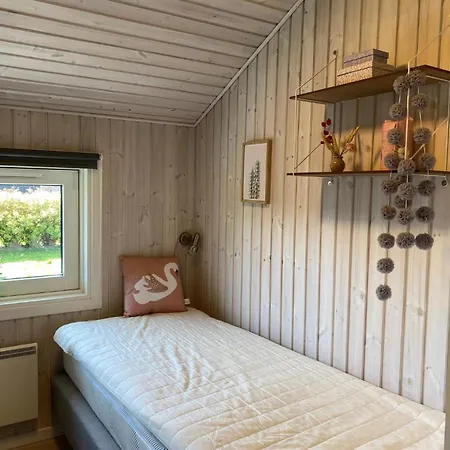 3 Bedroom Stunning In Holiday home Otterup