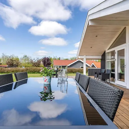 Holiday home 3 Bedroom Stunning In Otterup