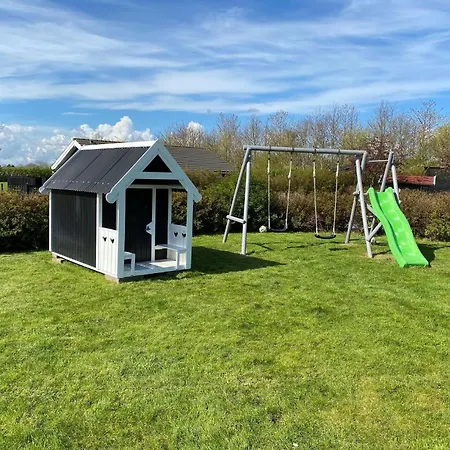 3 Bedroom Stunning In Holiday home Otterup